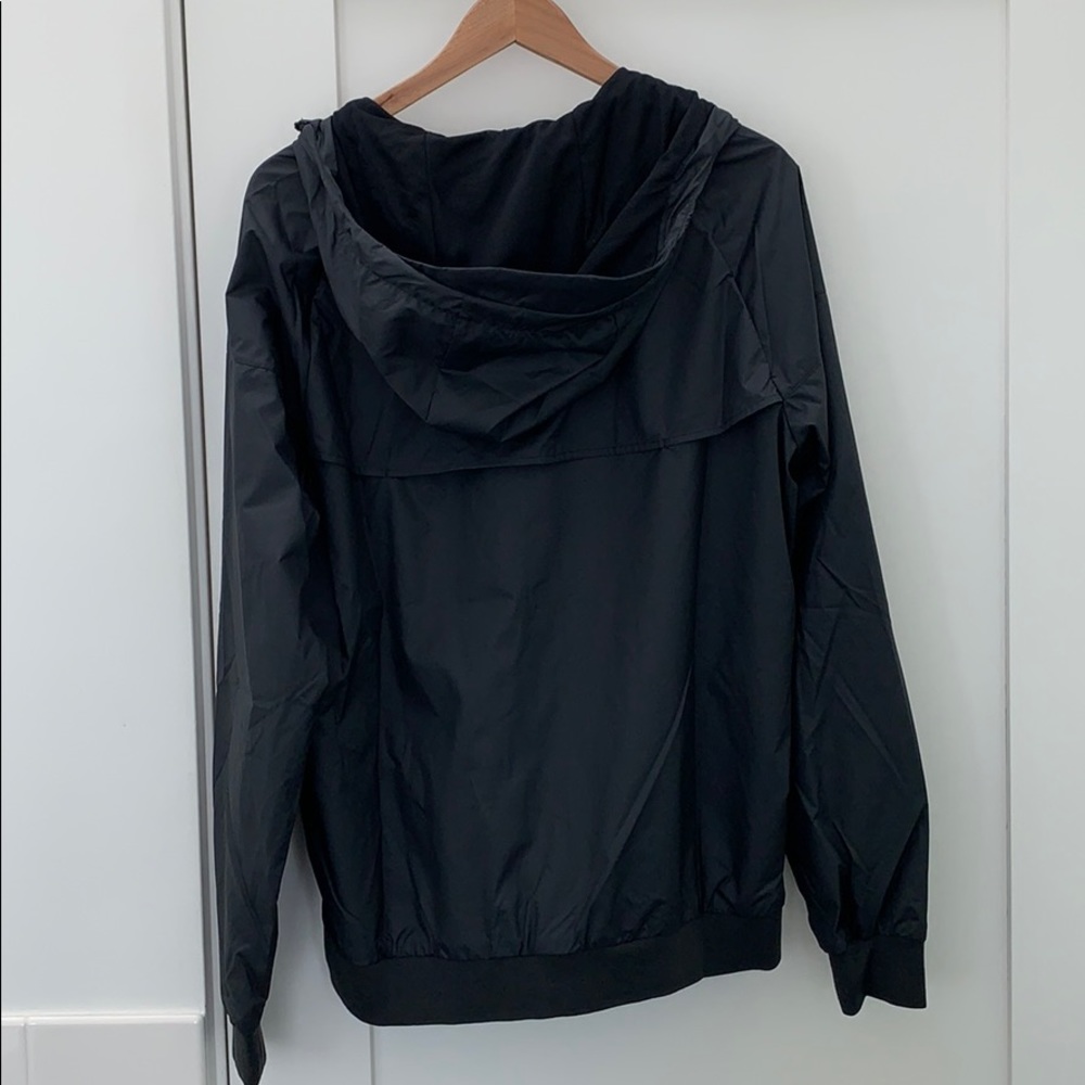 Brand New Mens Nike Sportswear Windrunner - Picture 2 of 6